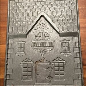 Williams Sonoma, John Wright Victorian Cast Iron Gingerbread House Mold- 2 sided